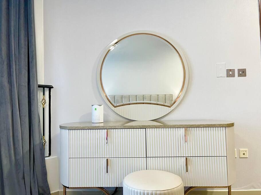 Cozy Upgraded Residential Flat With Sea, Mangrove, Pool View - 1203 Not Hotel Abu Zabi Zewnętrze zdjęcie